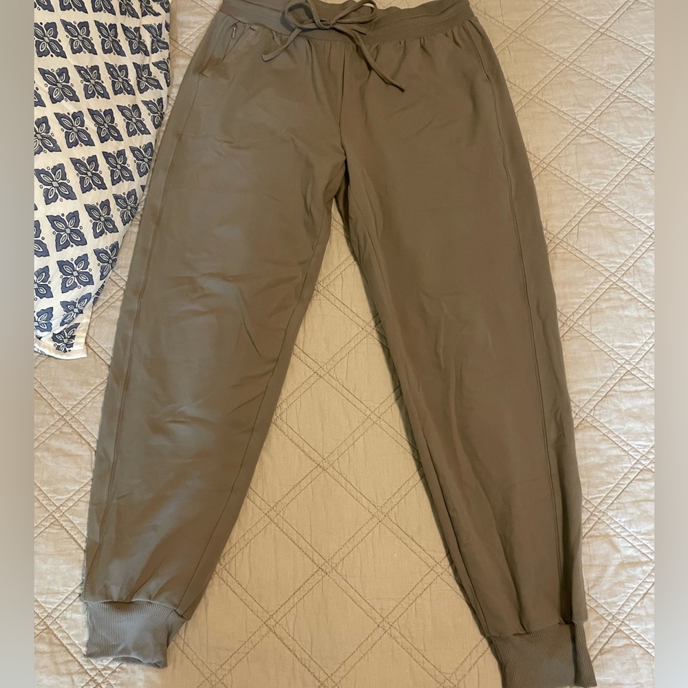Rachel Zoe joggers